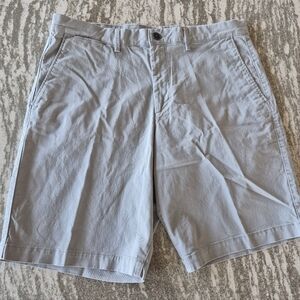 Gap Men's Essentual Khaki Short Size 34"